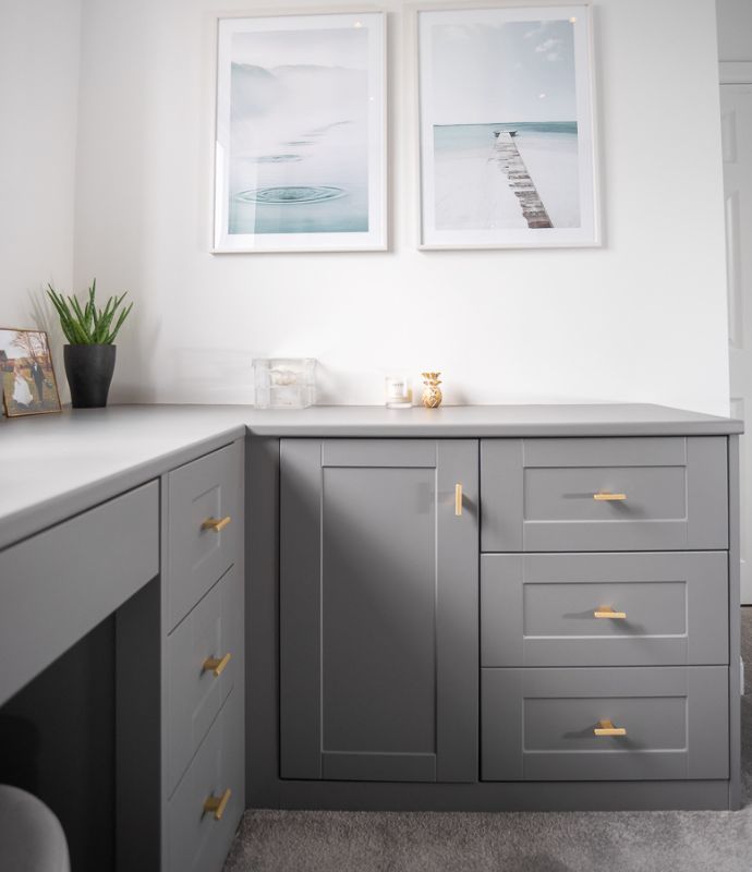 Sloped Ceiling: Beautiful Fitted Wardrobes & Dressing Table | Sharps Sloped Ceiling: Beautiful Fitted Wardrobes & Dressing Table | Sharps