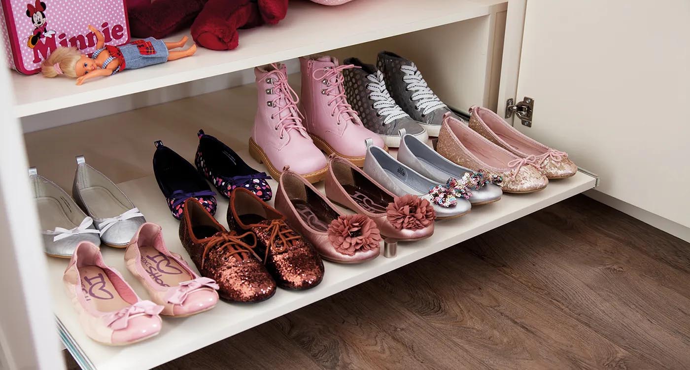 Childrens’ Bedroom Fitted Wardrobes & Furniture Sharps