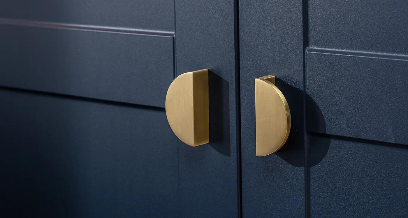 Fitted Wardrobe Handles & Knobs