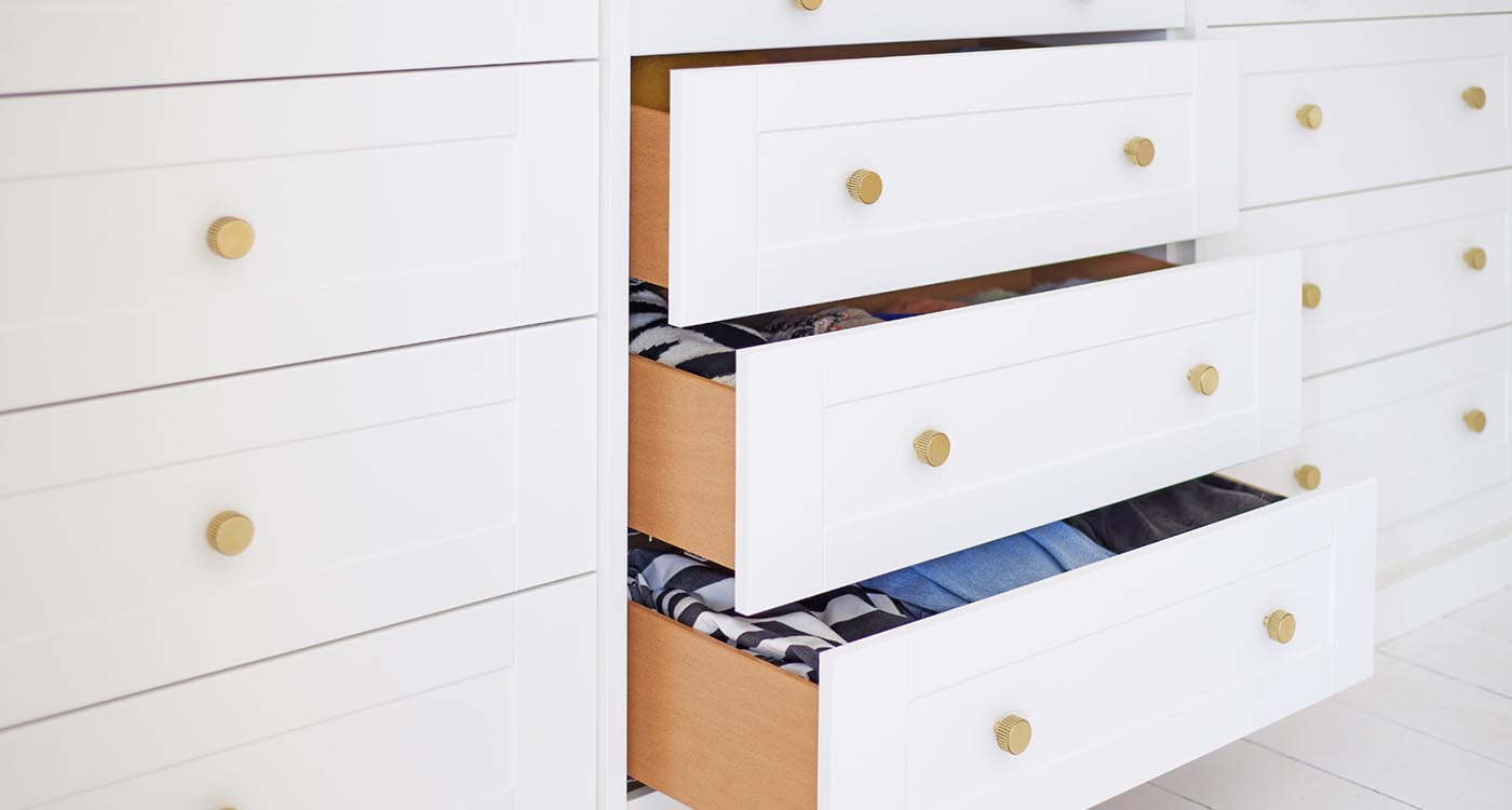 Walk In Wardrobes Bespoke & Fitted Sharps