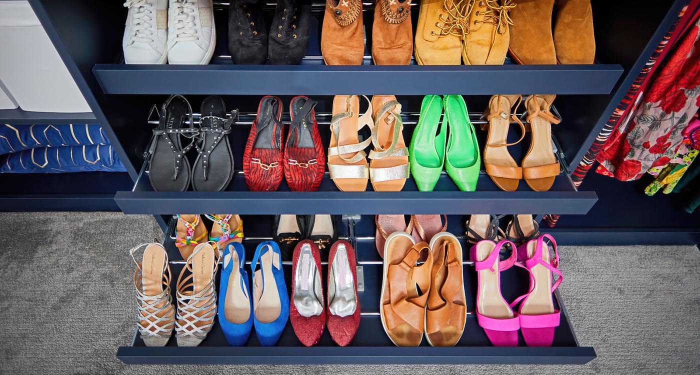 Walk In Wardrobes Bespoke & Fitted Sharps